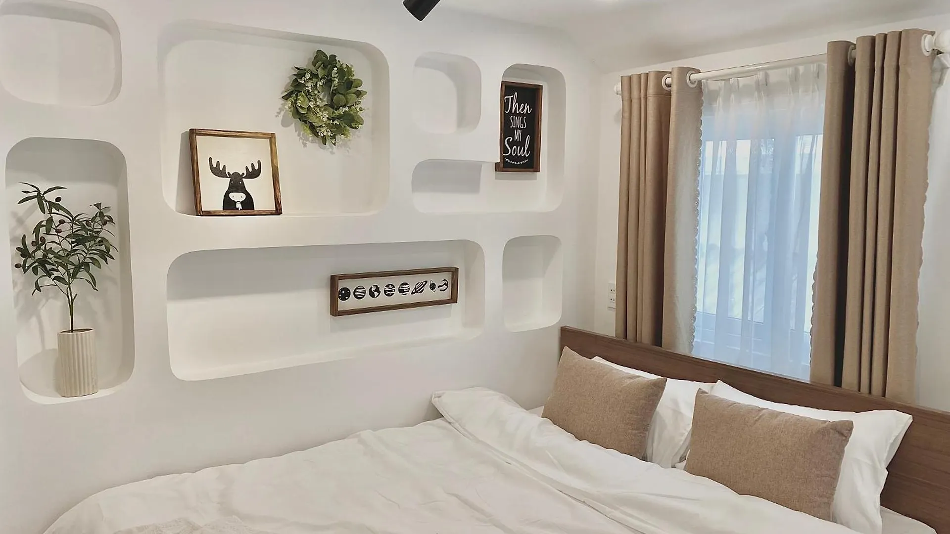 Aparthotel Mua Home Đà Nẵng Vietnam